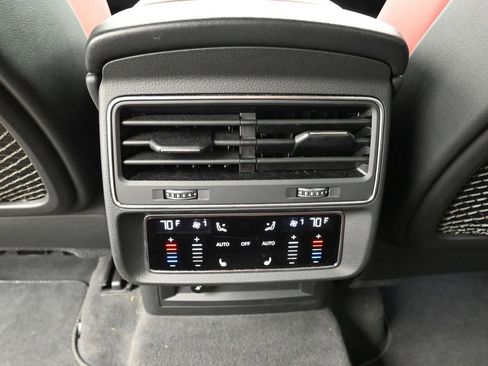 Used 2021 Audi SQ8 Prestige w/ Prestige Package image 16