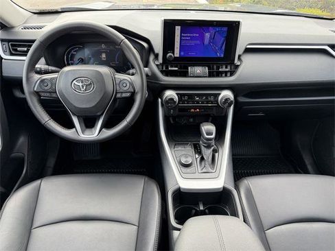 Certified 2025 Toyota RAV4 XLE Premium image 9