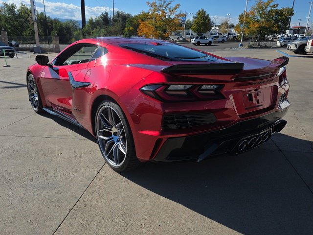 Used 2023 Chevrolet Corvette Z06 w/ Engine Appearance Package RWD image 11
