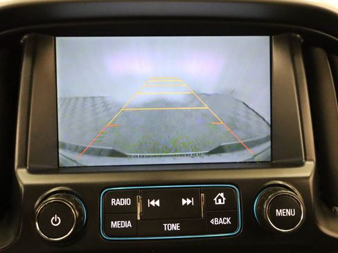Used 2015 Chevrolet Colorado LT AWD/4WD image 11
