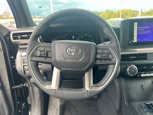 New 2025 Toyota Tacoma TRD Off-Road image 22