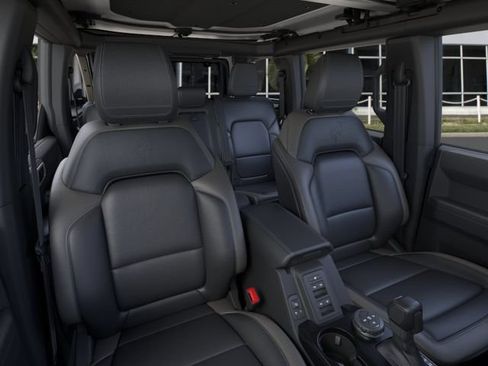 New 2026 Ford Bronco Outer Banks AWD/4WD image 10