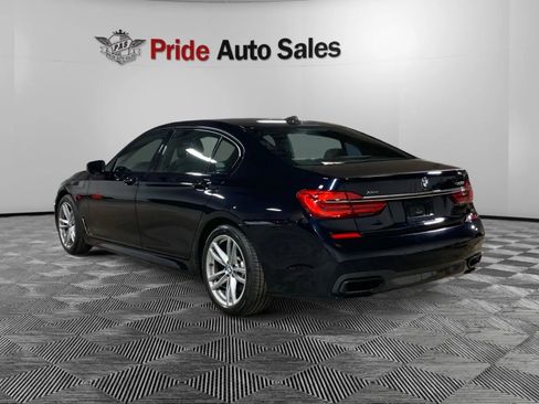 Used 2019 BMW 750i xDrive w/ M Sport Package AWD/4WD image 5