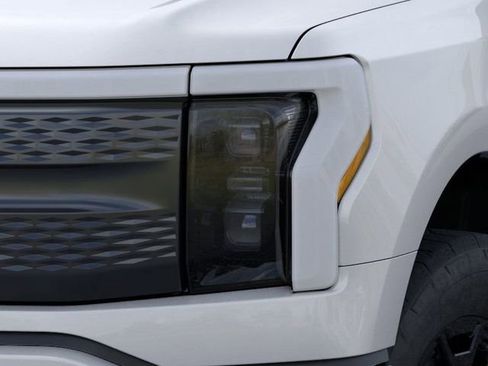 New 2025 Ford F150 Lightning XLT AWD/4WD image 18