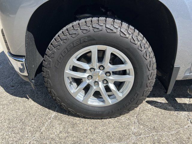 Used 2019 Chevrolet Silverado 1500 LT w/ All-Star Edition AWD/4WD image 33