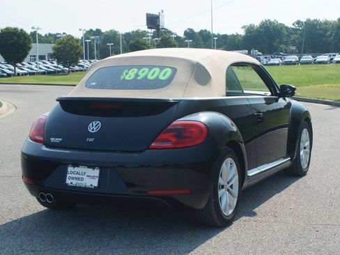 Used 2013 Volkswagen Beetle TDI FWD image 14