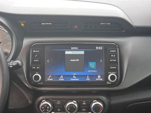 Certified 2023 Nissan Kicks SV image 16