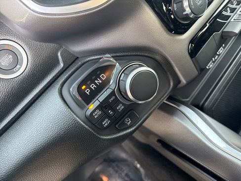 New 2026 RAM 1500 4x4 Crew Cab image 26