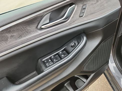 Used 2024 Jeep Grand Cherokee L Limited w/ Trailer Tow Package image 23