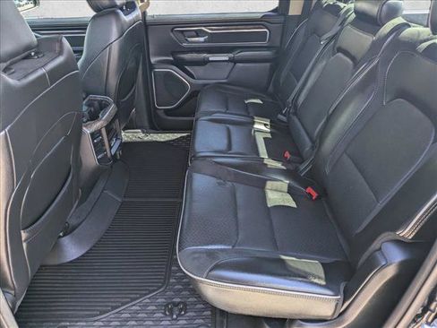 Used 2020 RAM 1500 Laramie AWD/4WD image 17