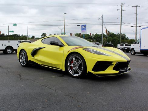 Used 2022 Chevrolet Corvette Stingray Preferred Cpe w/ Z51 Performance Package RWD image 6