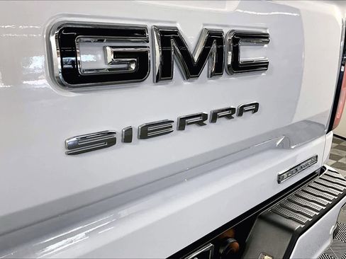 Used 2025 GMC Sierra 1500 Elevation w/ Elevation Premium Package AWD/4WD image 59