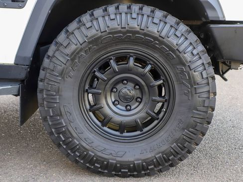 Used 2024 INEOS Grenadier AWD/4WD image 70