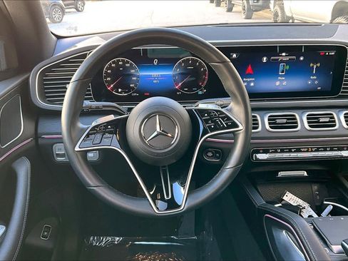 Used 2025 Mercedes-Benz GLE 350 4MATIC image 5