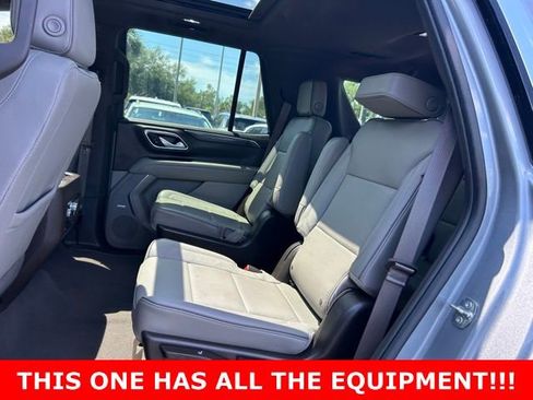 Used 2023 GMC Yukon SLT AWD/4WD image 15