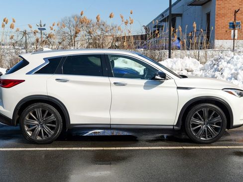 Used 2020 INFINITI QX50 Essential w/ Edition 30 Package image 8