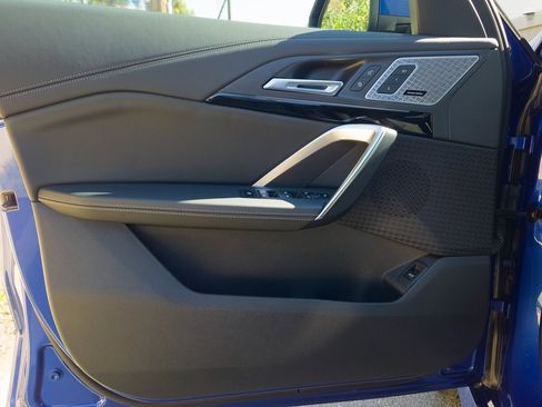 Used 2025 BMW X1 xDrive28i w/ M Sport Package image 12