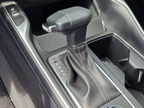 Used 2025 Kia Sorento S image 27