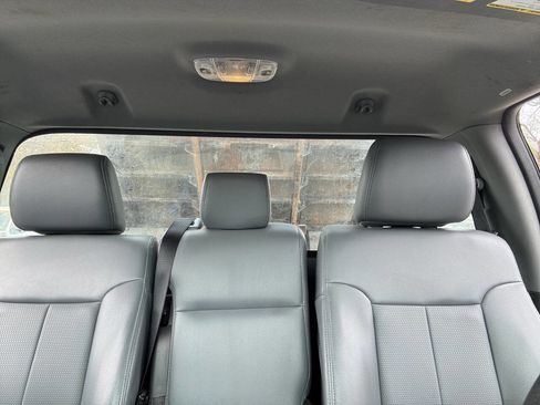 Used 2015 Ford F350 XL w/ Trailer Tow Package image 41