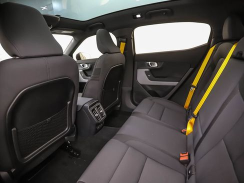 Used 2022 Polestar Polestar 2 w/ Performance Package AWD/4WD image 21