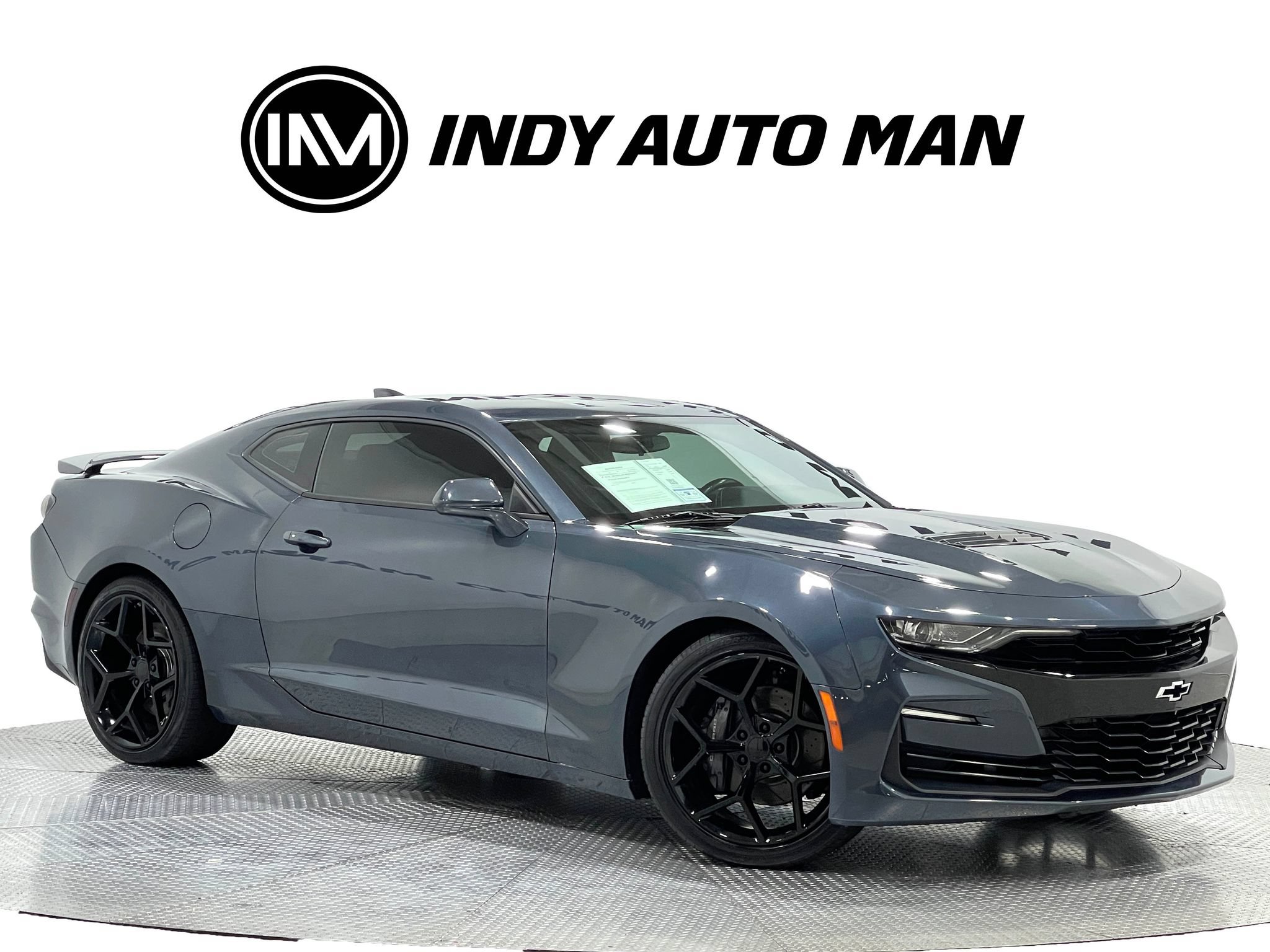 Used 2019 Chevrolet Camaro SS RWD image 2
