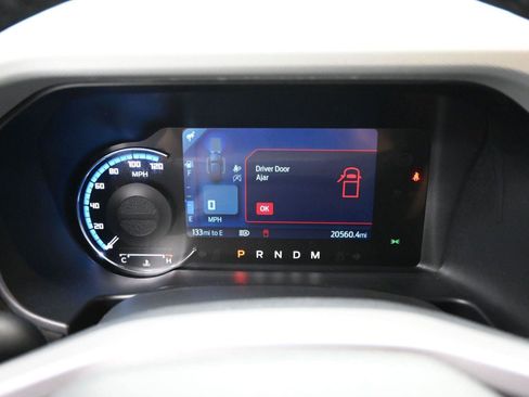 Used 2022 Ford Bronco Badlands image 23