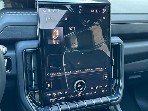 New 2026 GMC Yukon XL AT4 Ultimate AWD/4WD image 20