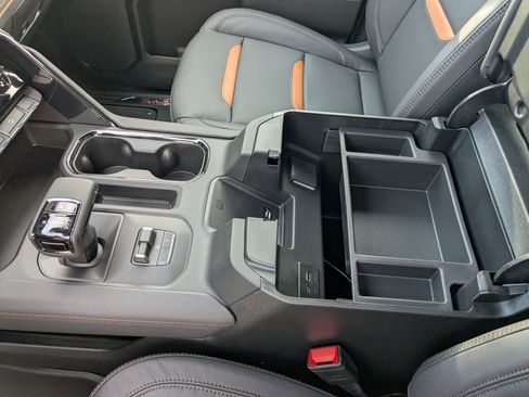 New 2026 GMC Sierra 1500 AT4 w/ AT4 Premium Package image 21