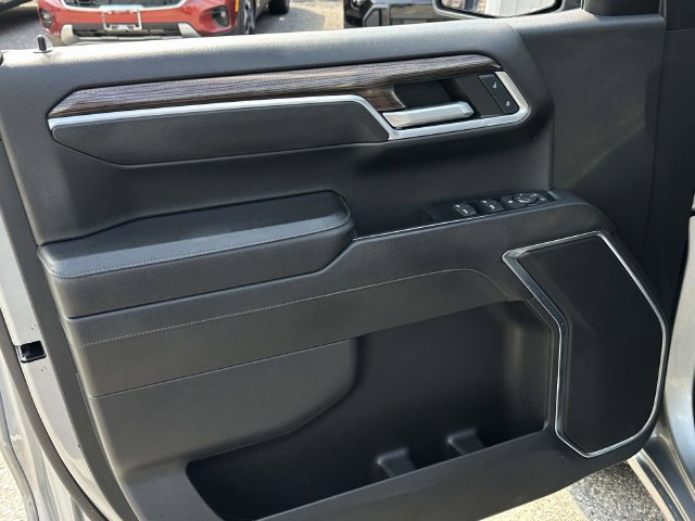 Used 2023 Chevrolet Silverado 1500 RST AWD/4WD image 18