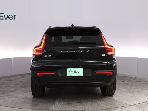 Used 2023 Volvo XC40 Recharge Ultimate AWD/4WD image 15