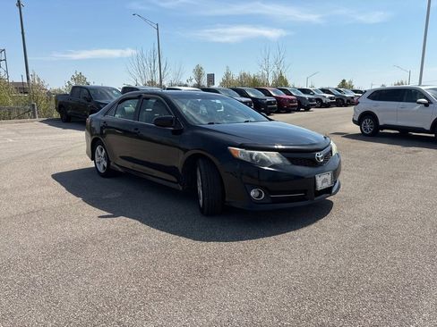 Used 2012 Toyota Camry SE image 11