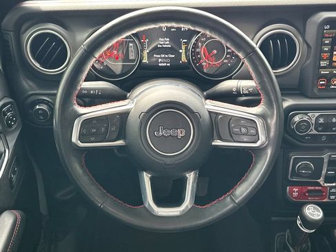 Used 2022 Jeep Gladiator Rubicon w/ Cold Weather Group AWD/4WD image 24