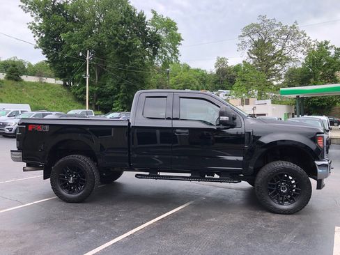 Used 2018 Ford F250 XLT w/ XLT Value Package AWD/4WD image 6