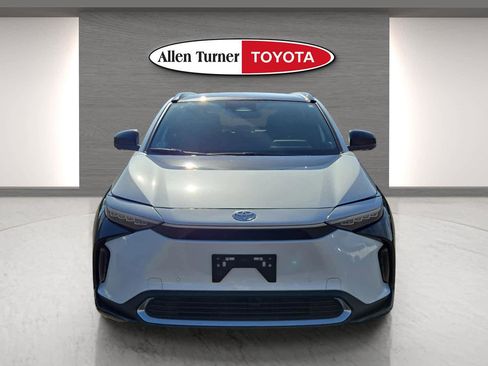 Used 2023 Toyota bZ4X Limited w/ Weather Package image 4