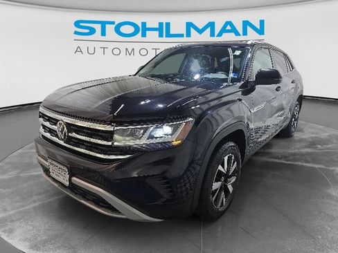 Used 2023 Volkswagen Atlas Cross Sport SE AWD/4WD image 3