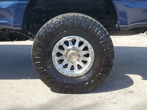 Used 2017 Ford F250 Lariat w/ Lariat Ultimate Package image 37