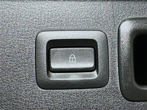 Used 2021 MAZDA CX-30 AWD 2.5 S w/ Preferred Package image 13