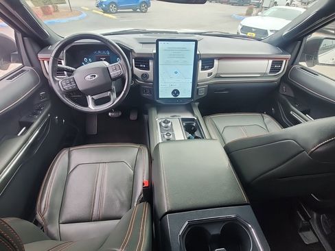 Used 2022 Ford Expedition Timberline image 5
