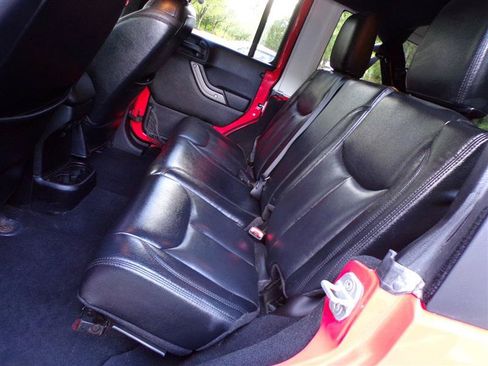 Used 2013 Jeep Wrangler Unlimited Sport AWD/4WD image 27