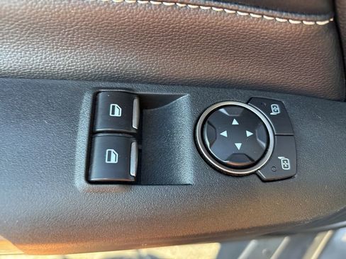 Used 2021 Ford Mustang Shelby GT500 w/ Technology Package image 16