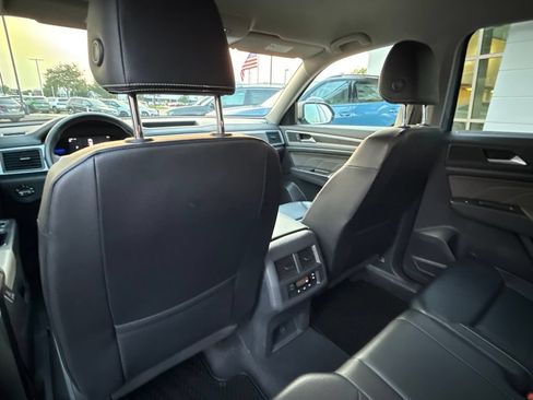 Used 2022 Volkswagen Atlas SE AWD/4WD image 20