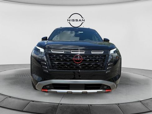 New 2026 Nissan Pathfinder Rock Creek w/ Rock Creek Premium Package AWD/4WD image 8