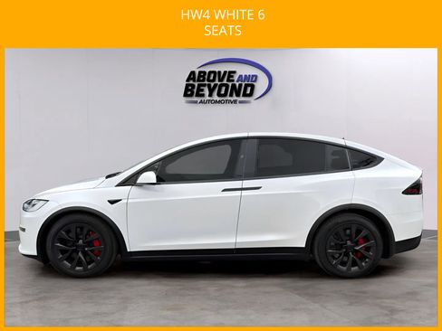 Used 2023 Tesla Model X Plaid image 7