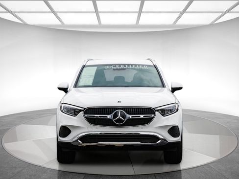 Certified 2025 Mercedes-Benz GLC 300 image 6
