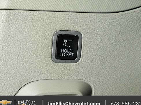 Used 2022 Jeep Wagoneer Series II w/ Premium Group I AWD/4WD image 35