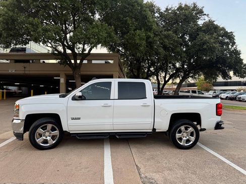 Used 2018 Chevrolet Silverado 1500 LT w/ Texas Edition RWD image 3