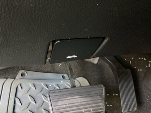 Used 2018 GMC Sierra 1500 SLT w/ Texas SLT Premium Package image 55