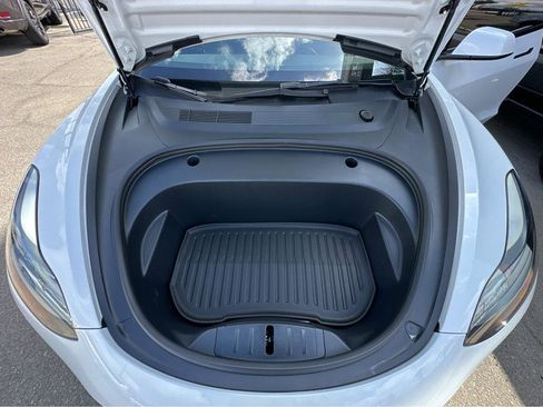 Used 2023 Tesla Model 3 Standard Range image 38