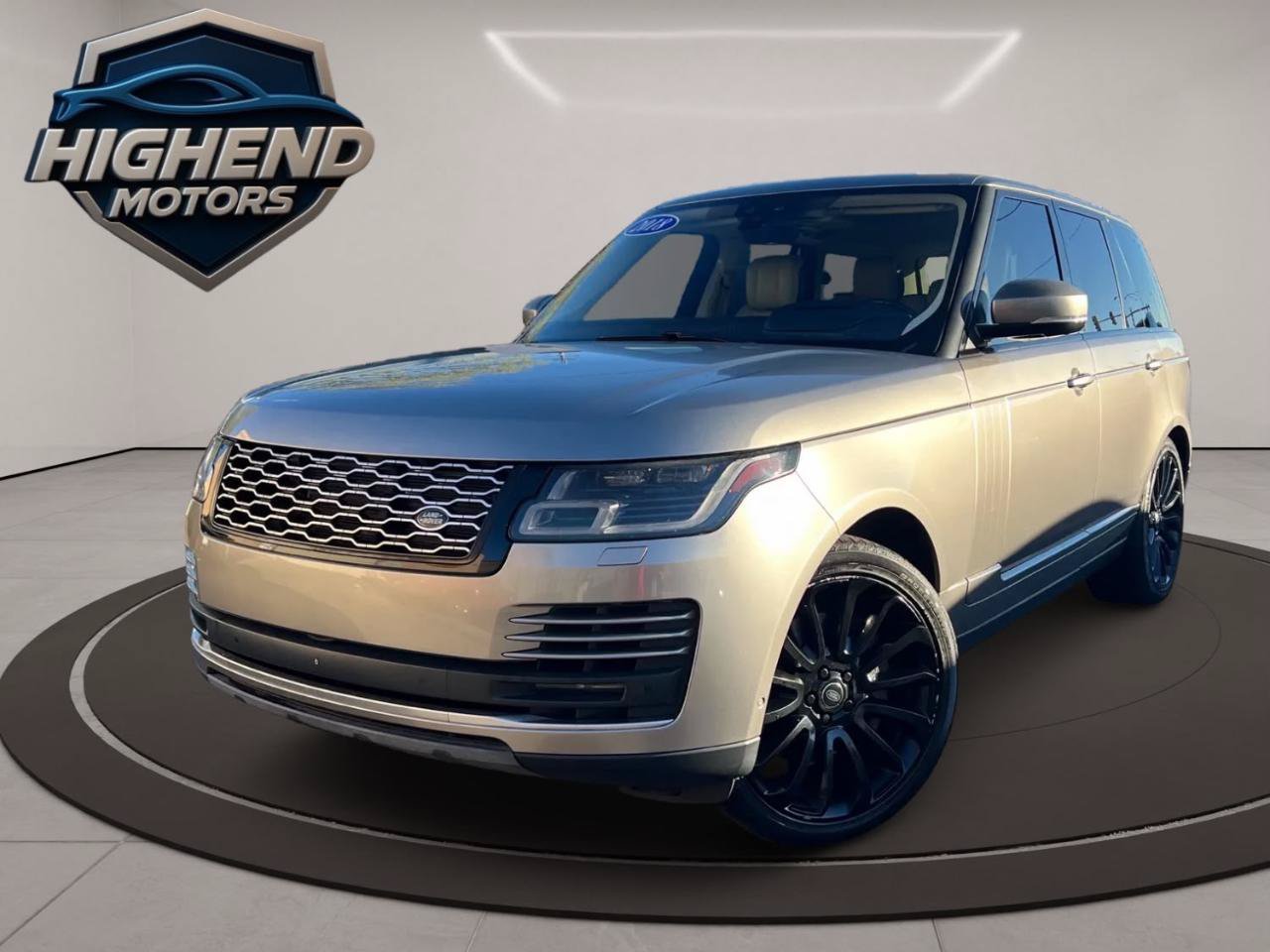 Used 2018 Land Rover Range Rover Supercharged AWD/4WD image 2