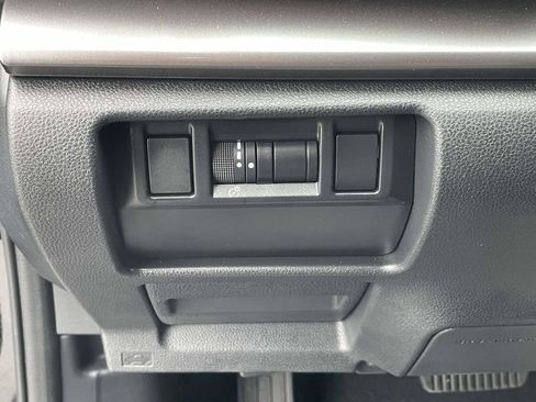 Used 2024 Subaru Impreza 2.0i AWD/4WD image 25
